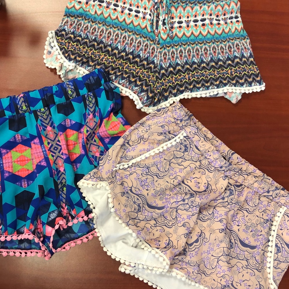 BOHO SHORTS BUNDLE SIZE SMALL COLORFUL LOT